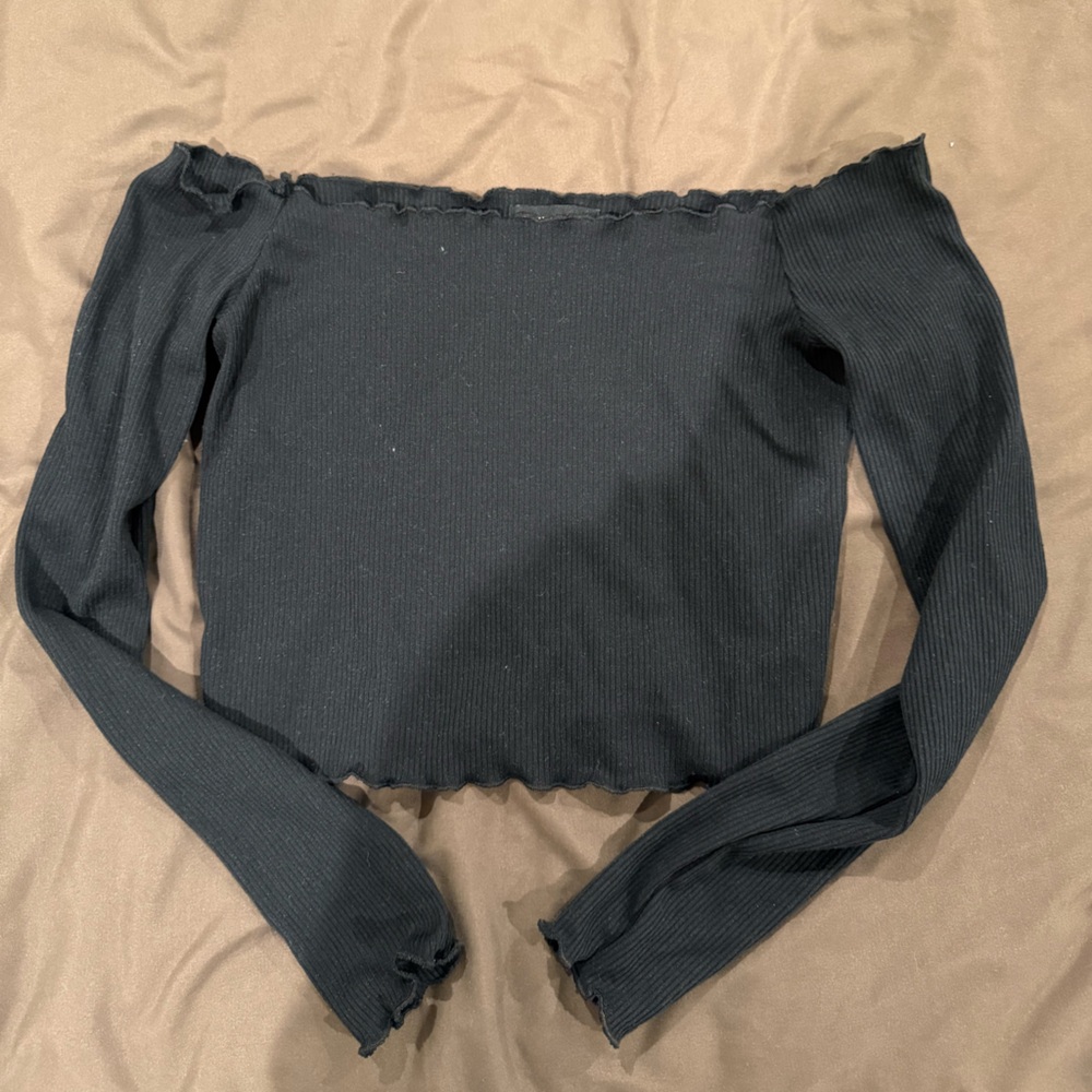 PrettyLittleThing Black Ribbed Knit Top